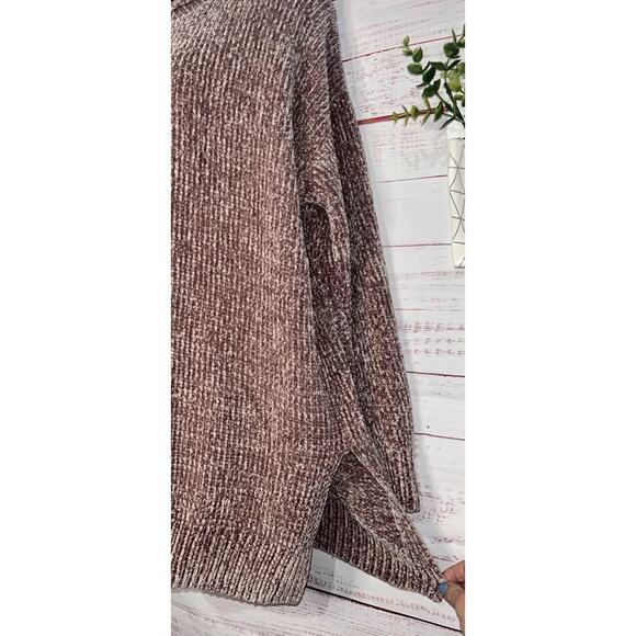 Jessica Simpson Women's Sweater Small | Medium - Picture 2 of 4